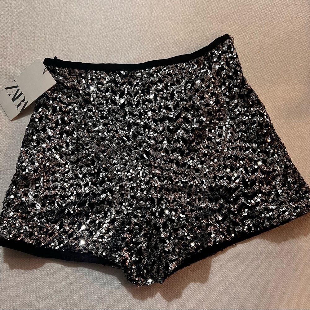ZARA SEQUIN SHORTS WITH A HIGH WAIST S NWT - Picture 2 of 10